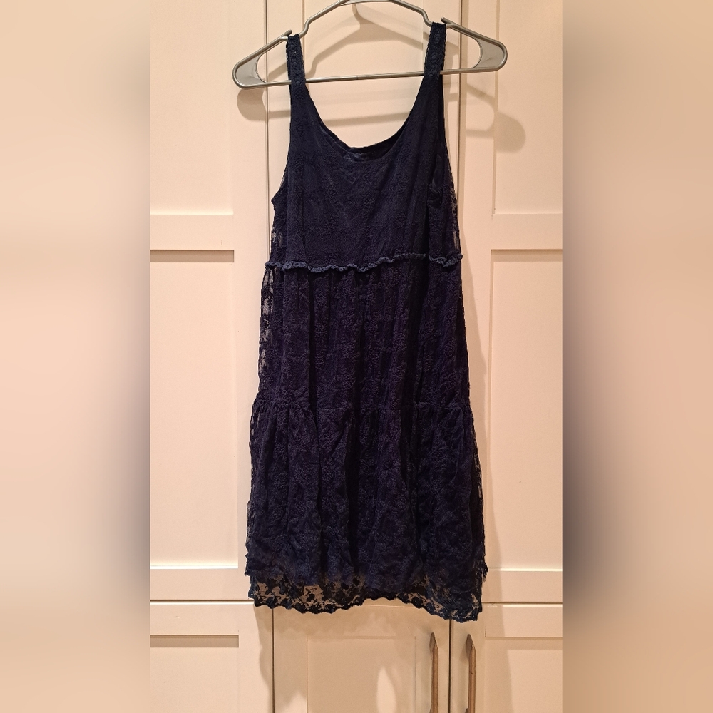 027- Molly Bracken Navy Lace Dress - Picture 6 of 7